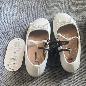 Wonder Nation Cream Kids Dress Shoes